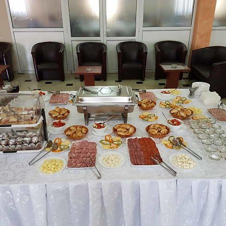 Hotel Feniks Požarevac מראה חיצוני תמונה