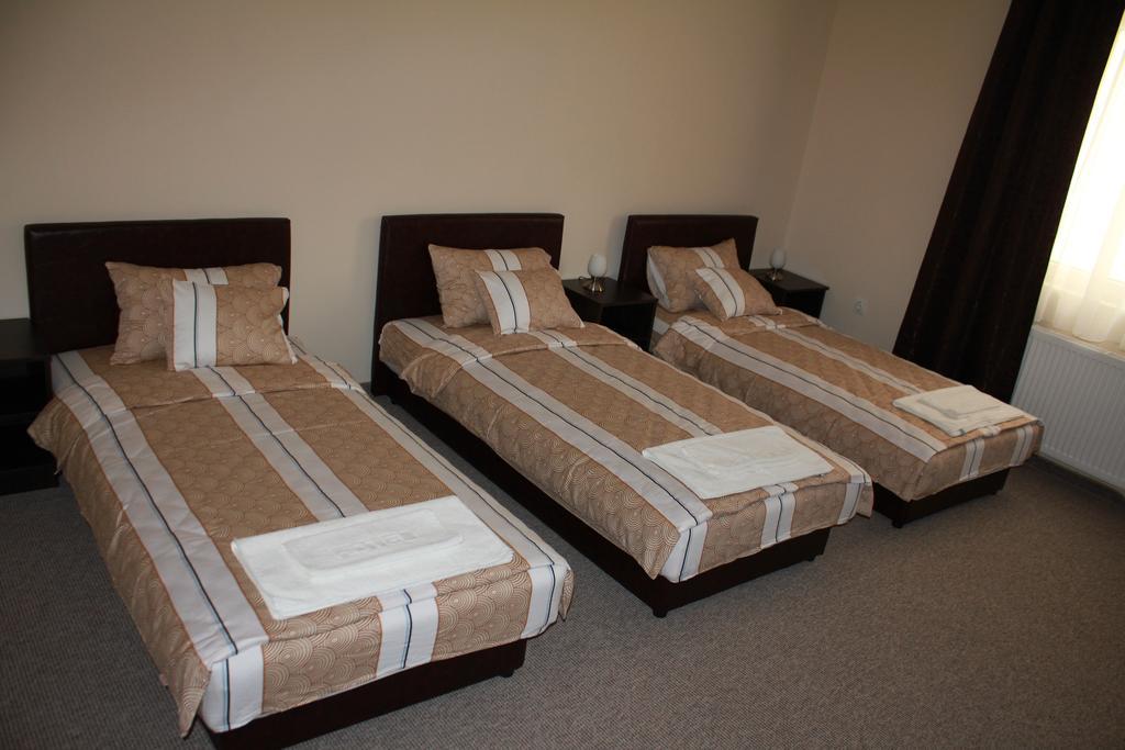 Hotel Feniks Požarevac חדר תמונה