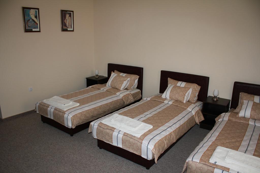 Hotel Feniks Požarevac חדר תמונה