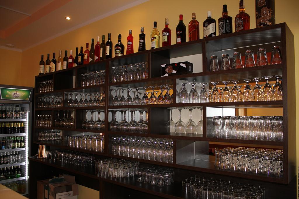 Hotel Feniks Požarevac מראה חיצוני תמונה