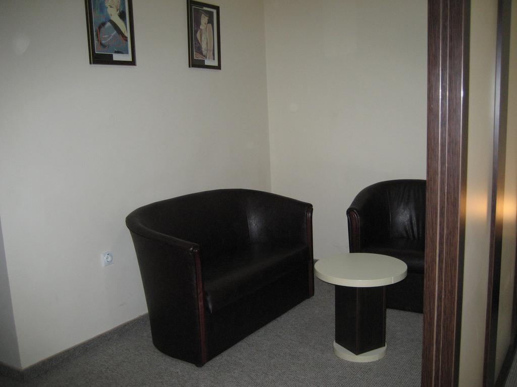 Hotel Feniks Požarevac מראה חיצוני תמונה