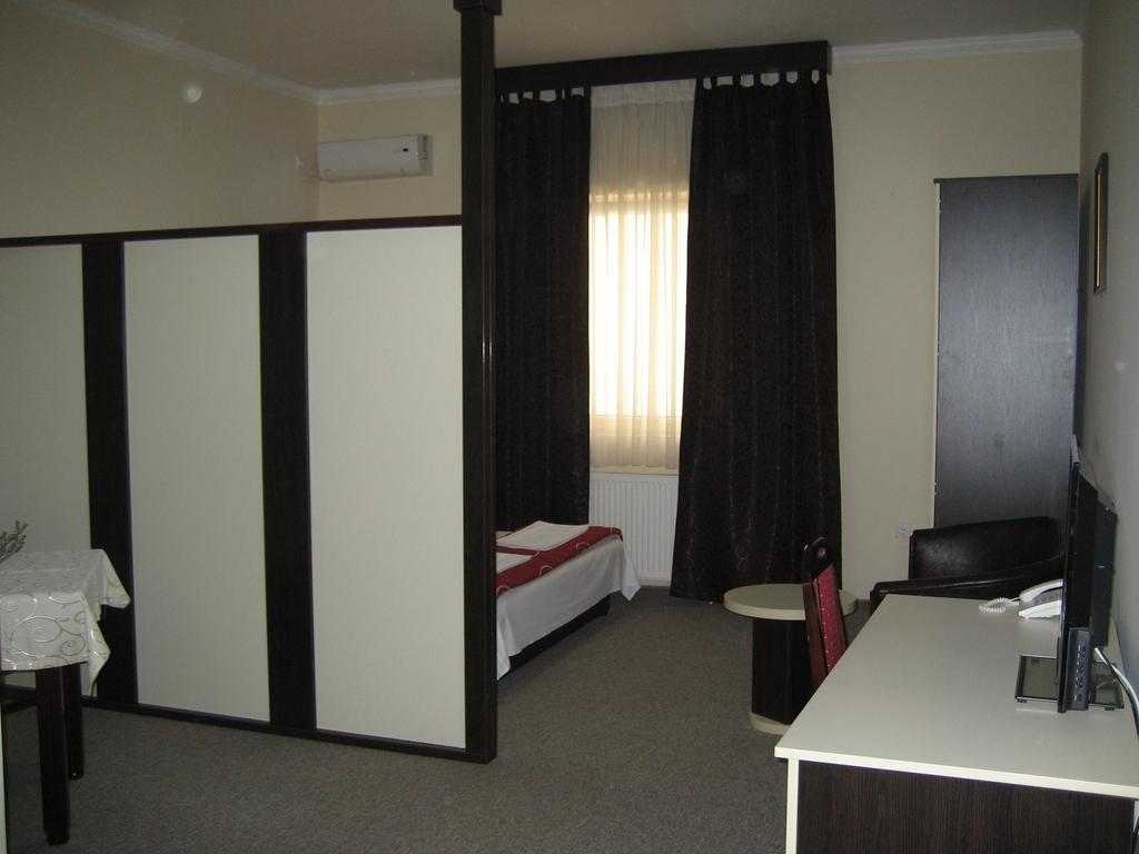Hotel Feniks Požarevac מראה חיצוני תמונה