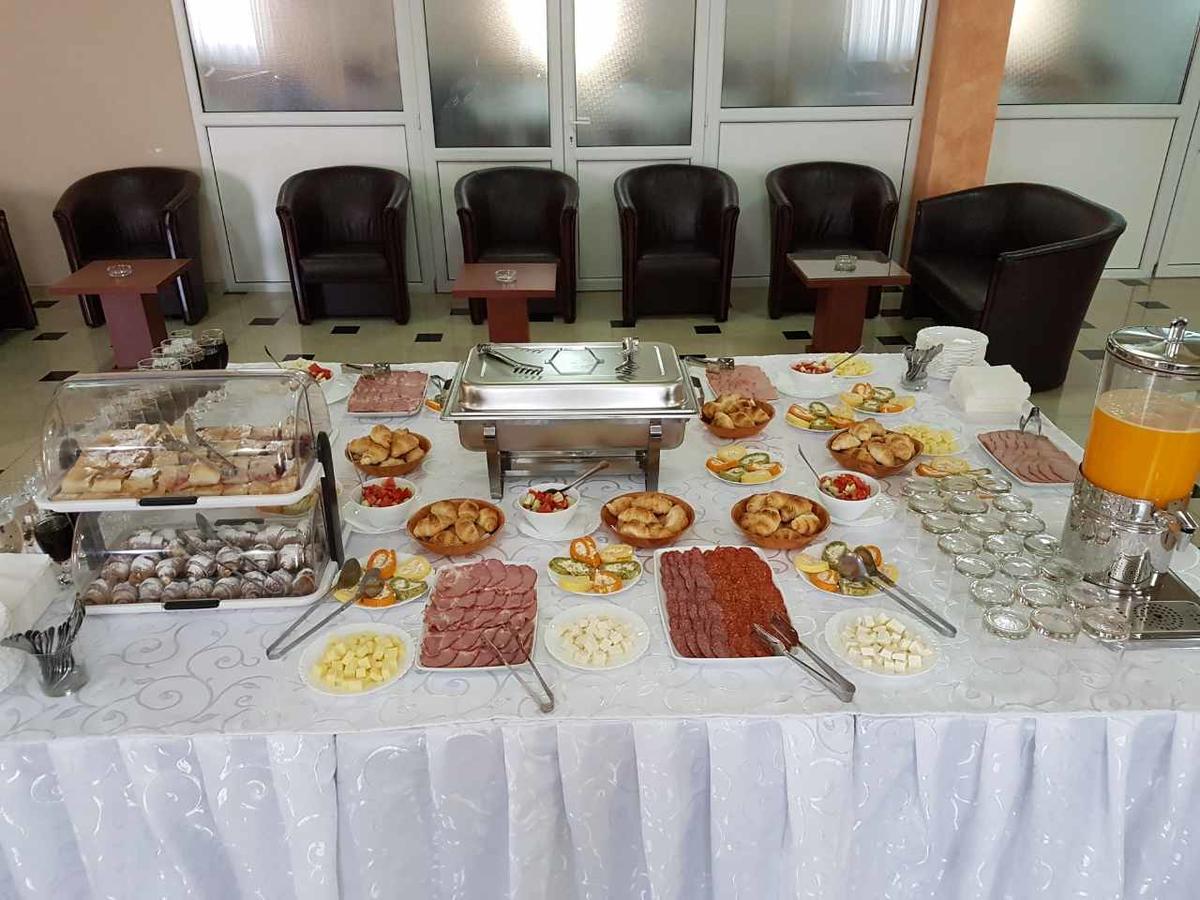 Hotel Feniks Požarevac מראה חיצוני תמונה